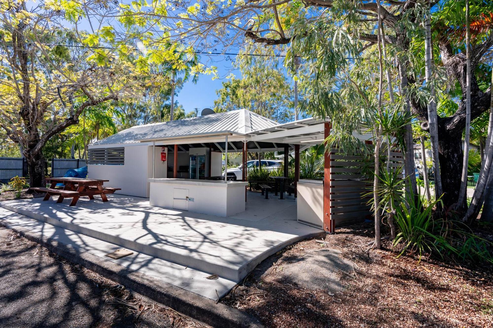 Big4 Tasman Holiday Parks - Rowes Bay Townsville Exterior photo