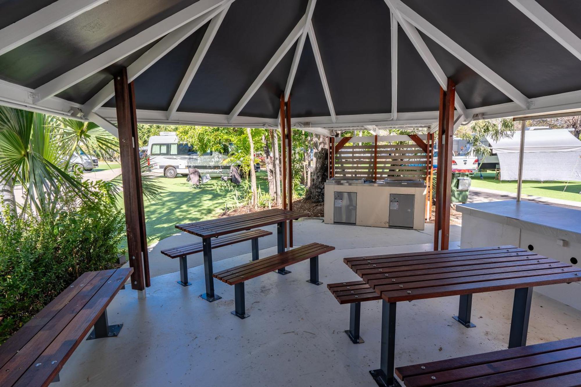 Big4 Tasman Holiday Parks - Rowes Bay Townsville Exterior photo